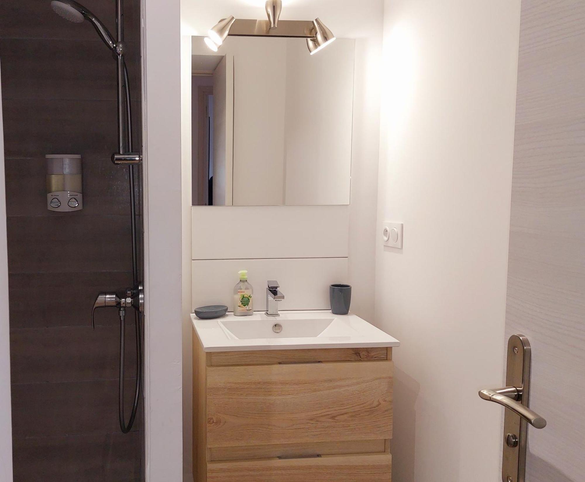 Ferienwohnung Duplex Cocoon - 10 Min De Blaye - 20 Min Cnpe - Wifi - Tv Hd Saint-Seurin-de-Cursac Exterior foto